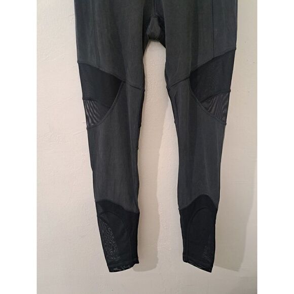 Lululemon Women Size 6 HI Rise WUNDER UNDER leggings Phone Side Pockets Mesh - Picture 3 of 6